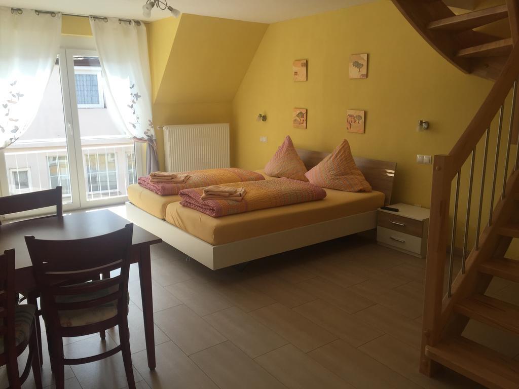 Lelila - Ex Gaestehaus Milella Rust